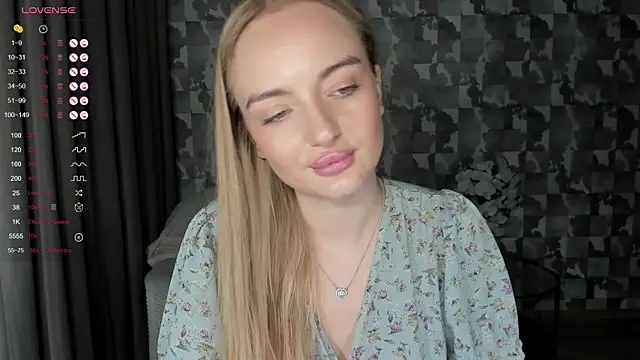 A delina online show from November 24, 2025, 1:11 pm