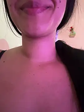 emmariders2 online show from September 27, 2025, 9:20 pm