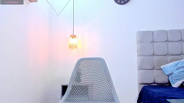 Br4ndxpimm online show from February 20, 2026, 12:38 pm