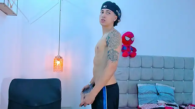 Br4ndxpimm online show from March 13, 2026, 6:14 pm