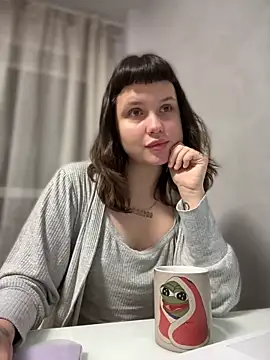 sunnysunday online show from January 3, 2025, 1:38 am