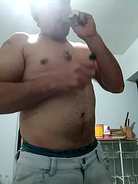 chinoxxx online show from January 14, 2025, 8:41 am