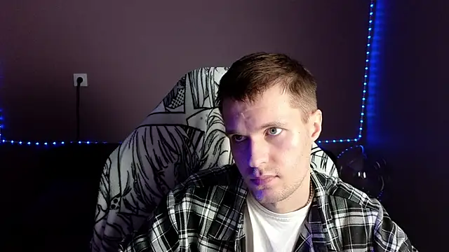 Leonnextdoor online show from January 4, 2025, 12:49 pm