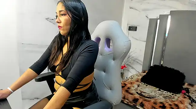 Lorena watson online show from February 20, 2025, 4:18 am