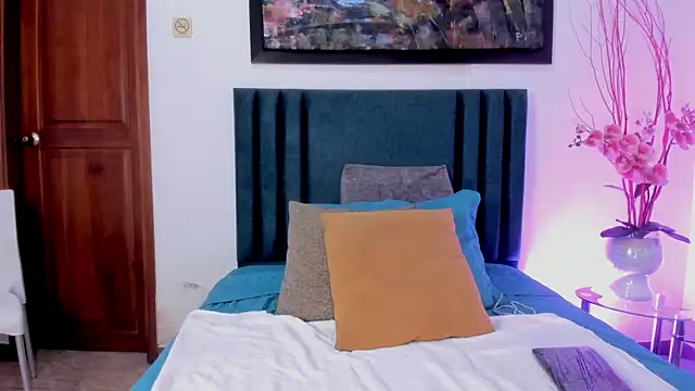 EloiseQuinn online show from January 20, 2025, 11:56 am