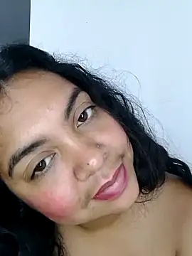 Snapshot of Brendabluee chatting on January 2, 2025, 10:44 pm Brendabluee online show from January 2, 2025, 10:44 pm