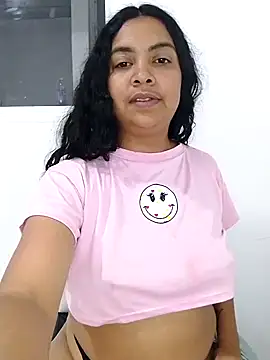 Snapshot of Brendabluee chatting on January 9, 2025, 1:18 am Brendabluee online show from January 9, 2025, 1:18 am