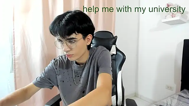 Snapshot of nohatwink chatting on January 4, 2025, 3:40 am nohatwink online show from January 4, 2025, 3:40 am