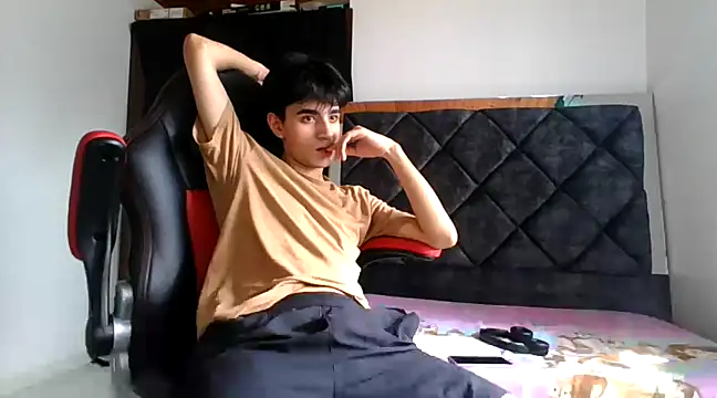 Snapshot of nohatwink chatting on January 10, 2025, 6:06 pm nohatwink online show from January 10, 2025, 6:06 pm