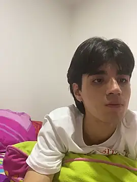 Snapshot of nohatwink chatting on October 31, 2025, 2:01 am nohatwink online show from October 31, 2025, 2:01 am