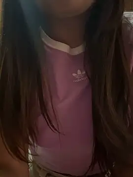 Snapshot of lunagonzales_lima_2007 chatting on October 19, 2025, 2:56 am lunagonzales lima 2007 online show from October 19, 2025, 2:56 am