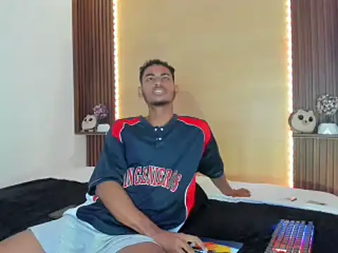 Evans777  online show from January 8, 2025, 8:07 pm