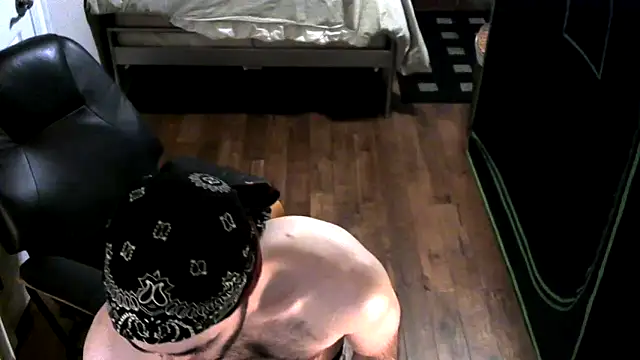 Snapshot of Faded-Solo chatting on January 24, 2025, 12:52 am Faded-Solo online show from January 24, 2025, 12:52 am