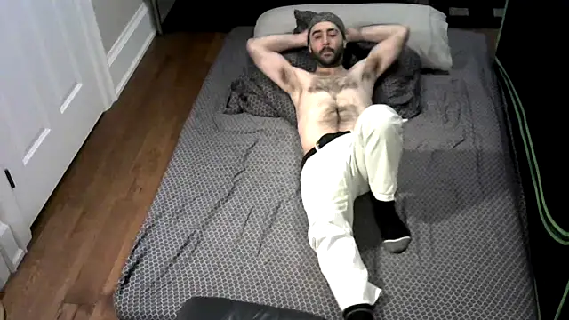 Snapshot of Faded-Solo chatting on January 27, 2025, 9:02 am Faded-Solo online show from January 27, 2025, 9:02 am