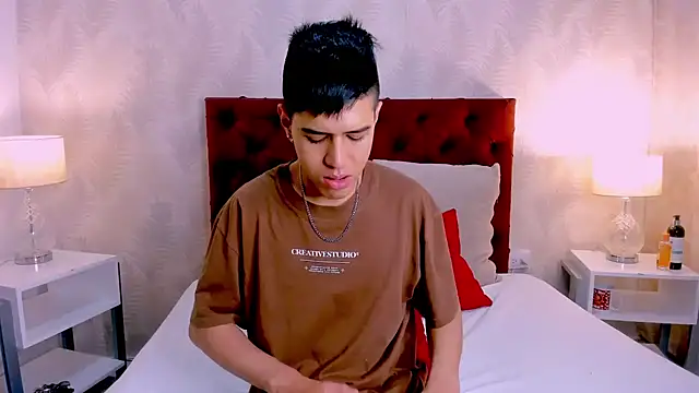 Angel Khouri online show from February 4, 2025, 8:38 pm