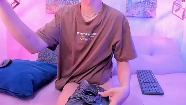 Angel Khouri online show from February 10, 2025, 2:19 am