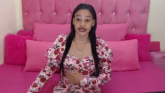 naughtiest baddy online show from October 5, 2025, 6:39 pm