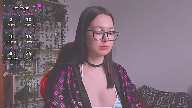 kittenrisha online show from March 16, 2025, 9:16 am