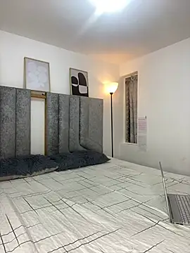 womantall99 online show from December 31, 2024, 2:25 pm