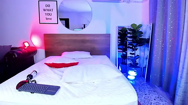 Snapshot of Brian-Ausslos chatting on March 3, 2025, 7:43 am Brian-Ausslos online show from March 3, 2025, 7:43 am