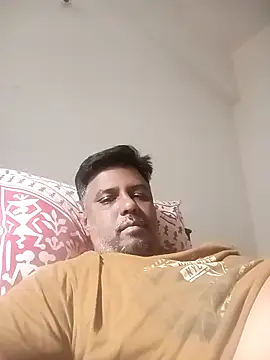 jemes21in online show from December 1, 2025, 3:44 am