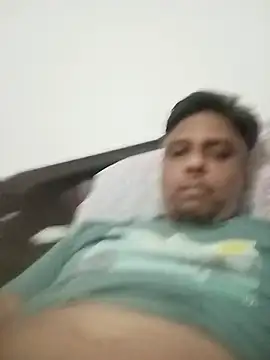 Snapshot of jemes21in chatting on June 12, 2026, 6:40 pm jemes21in online show from June 12, 2026, 6:40 pm