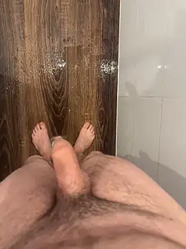 Snapshot of atoy3333 chatting on January 14, 2025, 5:12 pm atoy3333 online show from January 14, 2025, 5:12 pm