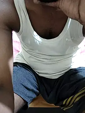 Snapshot of Rathi22 chatting on July 16, 2026, 2:45 pm Rathi22 online show from July 16, 2026, 2:45 pm