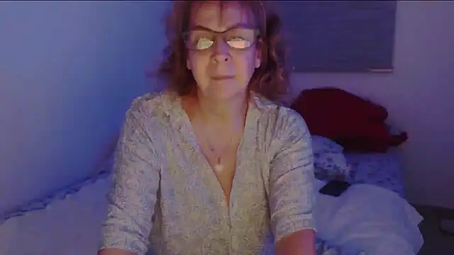 Snapshot of milchanel chatting on January 15, 2025, 5:29 am milchanel online show from January 15, 2025, 5:29 am