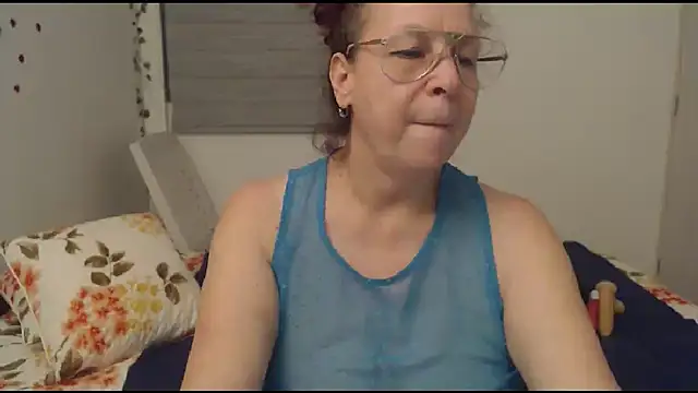 Snapshot of milchanel chatting on May 10, 2026, 5:56 am milchanel online show from May 10, 2026, 5:56 am