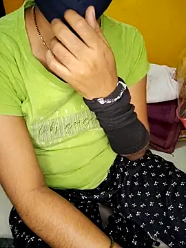 lovelygirl4567 online show from March 20, 2025, 3:25 pm