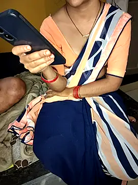 lovelygirl4567 online show from September 21, 2025, 3:24 pm