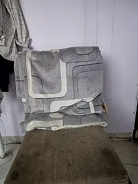 lovelygirl4567 online show from February 4, 2026, 5:13 am