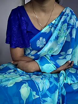 lovelygirl4567 online show from February 13, 2026, 4:52 am