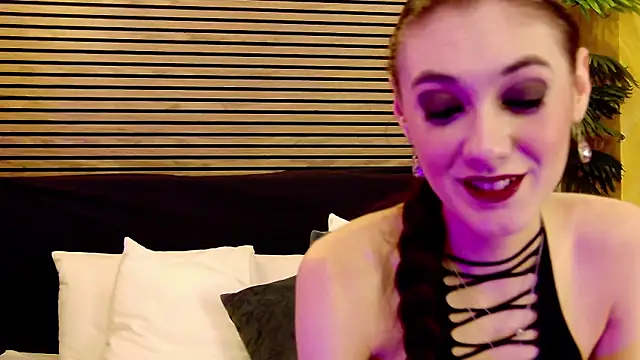 SamaraSinn online show from January 31, 2025, 5:09 am