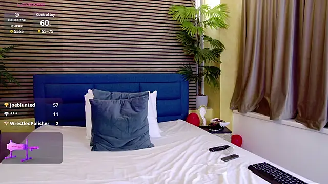 SamaraSinn online show from March 6, 2025, 8:41 am