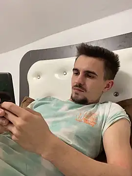 Demonpull69 online show from March 17, 2025, 10:17 pm