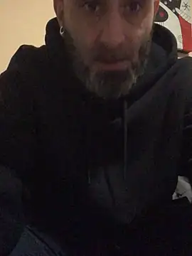 Snapshot of josueswvillaA1 chatting on December 3, 2025, 8:07 pm josueswvillaA1 online show from December 3, 2025, 8:07 pm