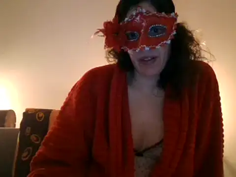 Snapshot of couple-tuga chatting on January 15, 2026, 10:24 pm couple-tuga online show from January 15, 2026, 10:24 pm