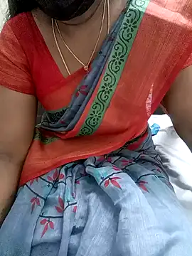 Snapshot of Tamil_Vishalini chatting on January 5, 2025, 6:02 pm Tamil Vishalini online show from January 5, 2025, 6:02 pm