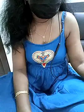 Snapshot of Tamil_Vishalini chatting on January 14, 2025, 4:40 pm Tamil Vishalini online show from January 14, 2025, 4:40 pm