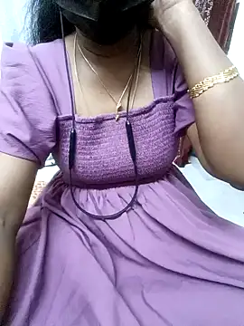 Snapshot of Tamil_Vishalini chatting on January 22, 2025, 8:29 am Tamil Vishalini online show from January 22, 2025, 8:29 am