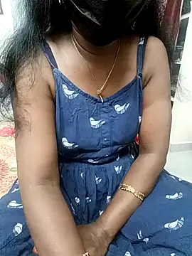 Snapshot of Tamil_Vishalini chatting on January 26, 2025, 2:14 am Tamil Vishalini online show from January 26, 2025, 2:14 am