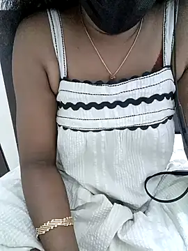 Snapshot of Tamil_Vishalini chatting on February 6, 2025, 1:16 am Tamil Vishalini online show from February 6, 2025, 1:16 am