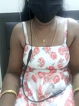 Snapshot of Tamil_Vishalini chatting on February 21, 2025, 5:31 pm Tamil Vishalini online show from February 21, 2025, 5:31 pm