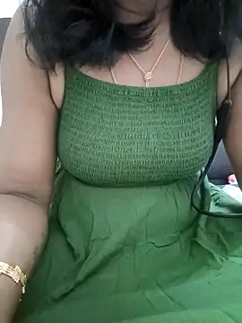 Snapshot of Tamil_Vishalini chatting on September 20, 2025, 5:52 am Tamil Vishalini online show from September 20, 2025, 5:52 am