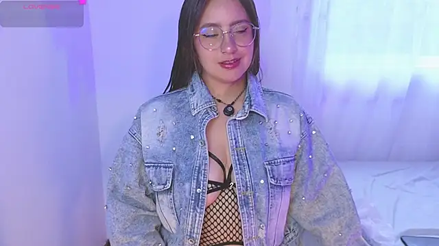 Gretta Hot online show from March 18, 2026, 8:23 pm