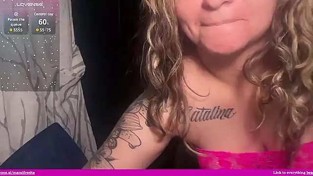 mamifresita online show from January 16, 2026, 3:21 am