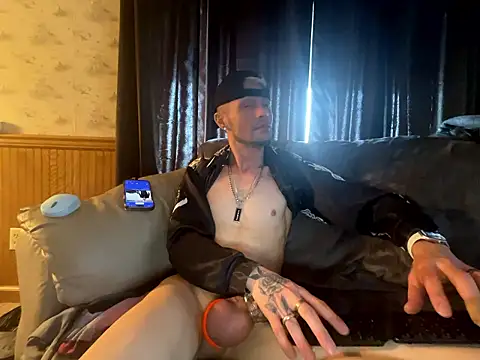 Trystan Spellman online show from April 18, 2026, 7:07 pm