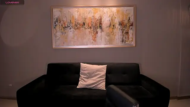 NiaSalvatore online show from March 14, 2026, 3:45 am